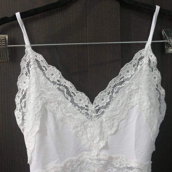 NWT Lace Stretchy White Zara Bodysuit. - Picture 2 of 9
